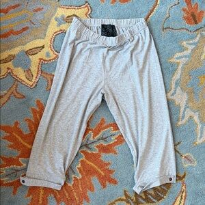 Women’s 77 Stylish Gray Women's Capris
